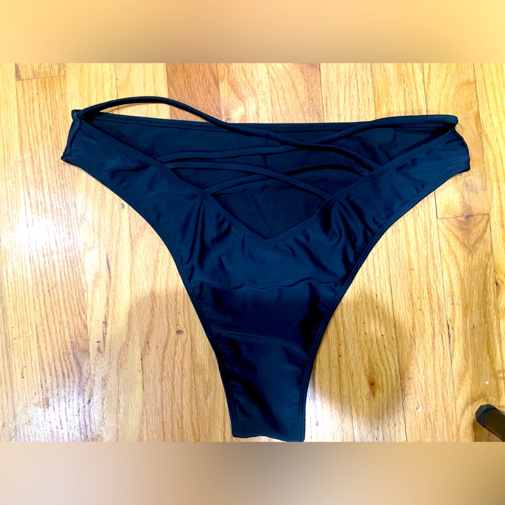 SHEIN bathing suit bottoms